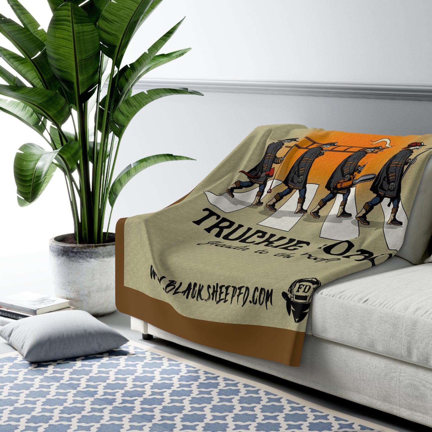 "Truckie Road" Sherpa Station Blanket