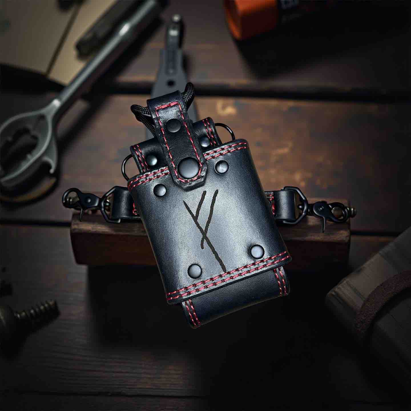 "Leather Head" Grade ADJUSTABLE Radio Strap FULL SET