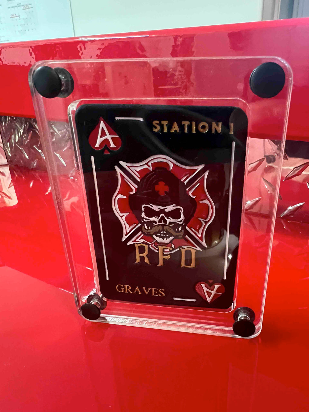 Helmet Card Display Case (SINGLE CARD)