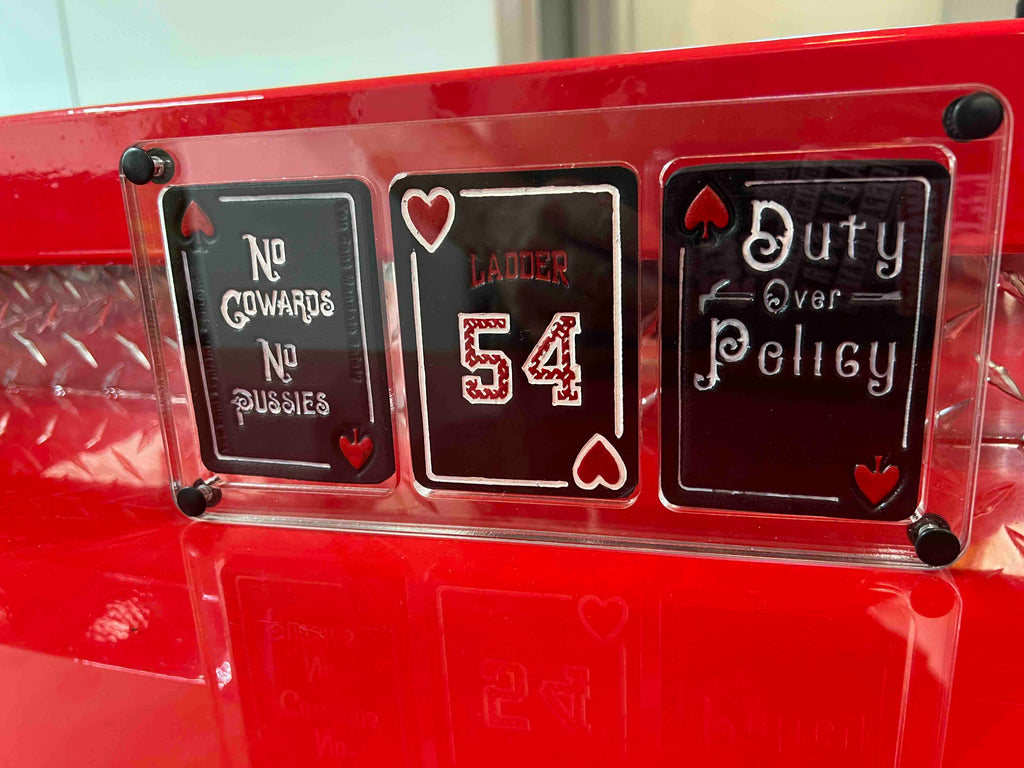 Helmet Card Display Case (Triple Card)