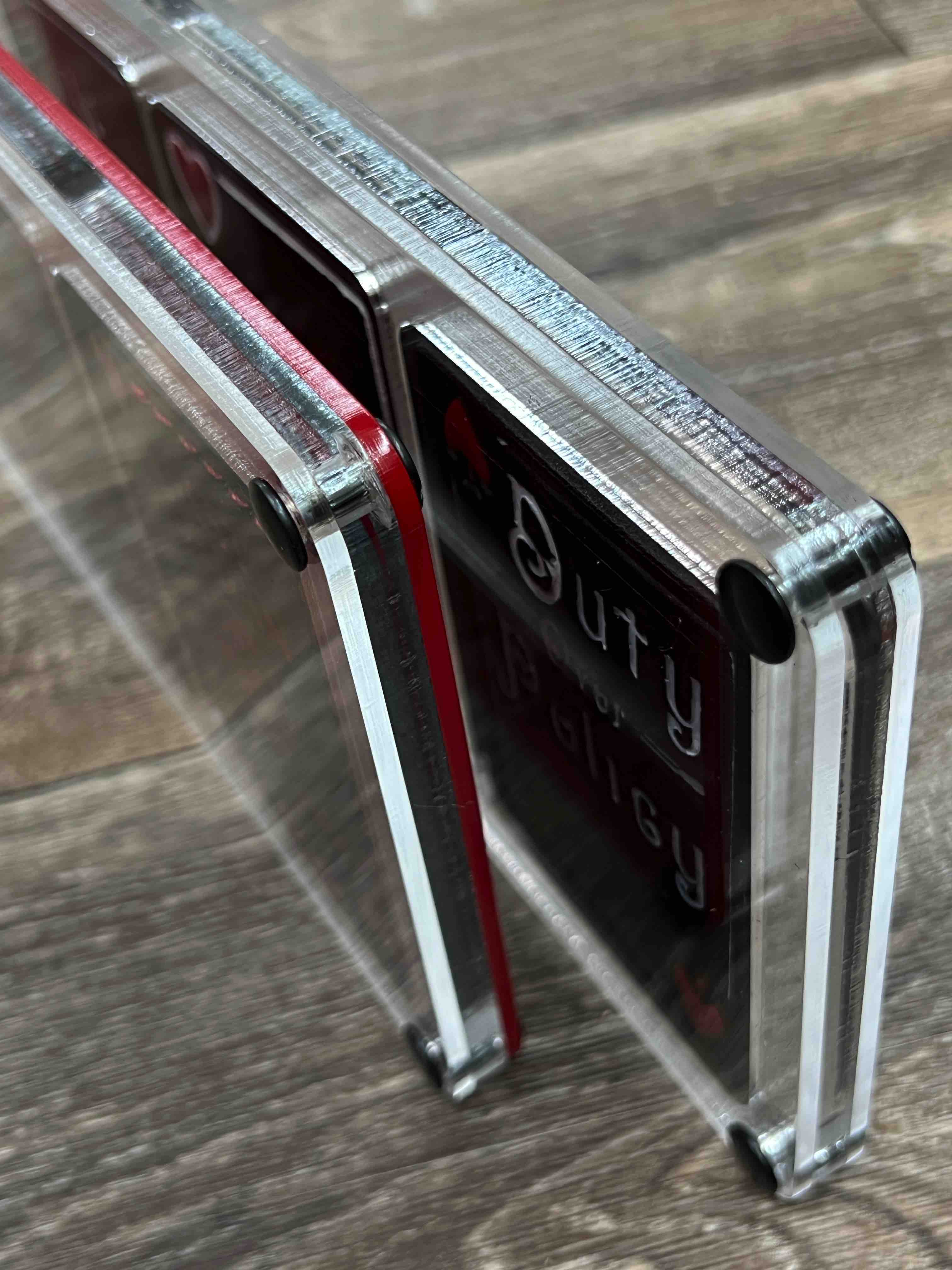 Helmet Card Display Case (Triple Card)