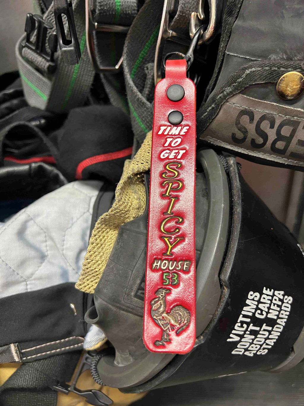 House 53 Chili Sauce SCBA Pull to Release