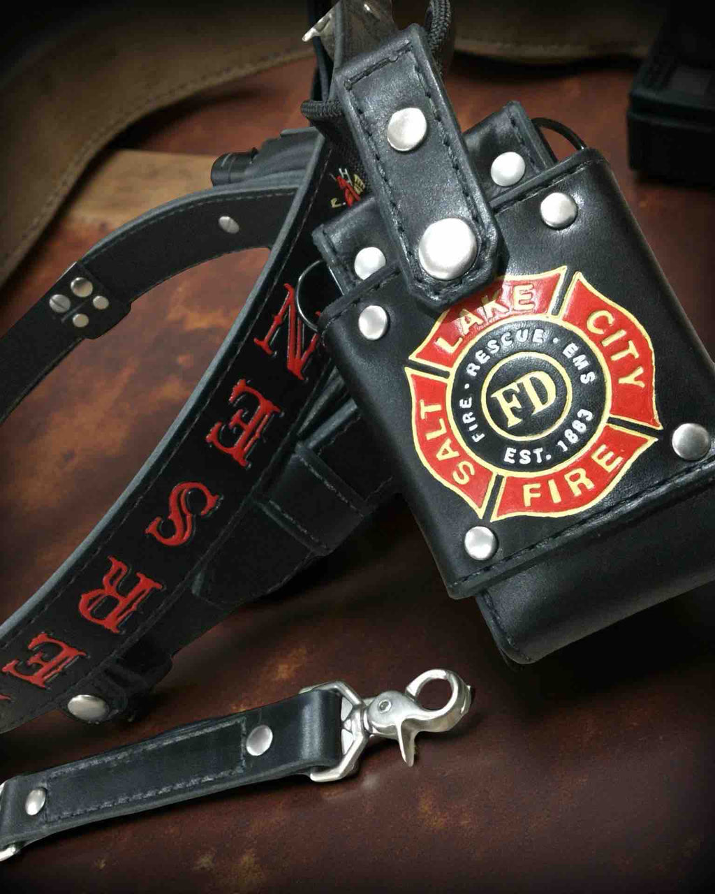 "Leather Head" Grade ADJUSTABLE Radio Strap FULL SET