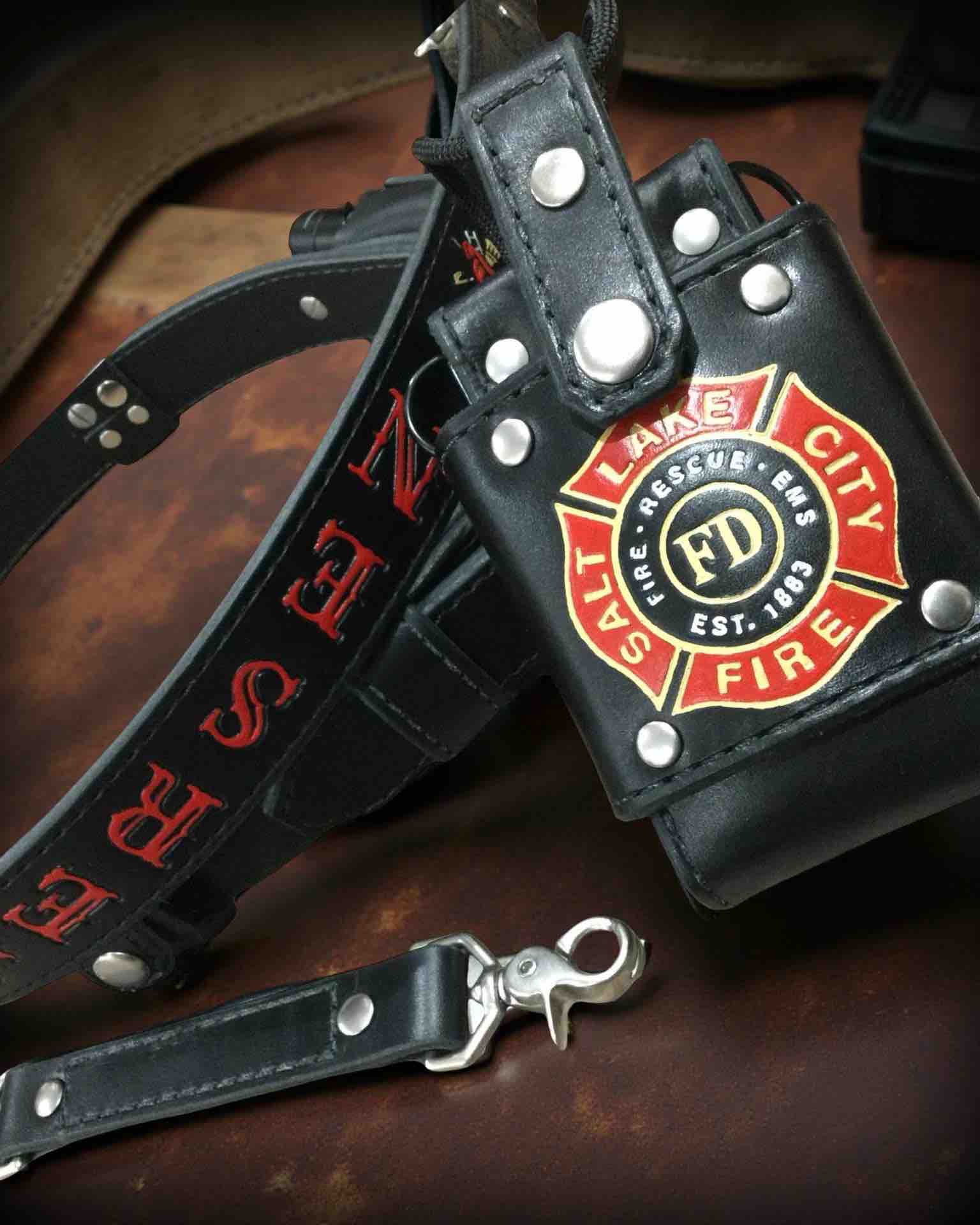 "Leather Head" Grade ADJUSTABLE Radio Strap FULL SET