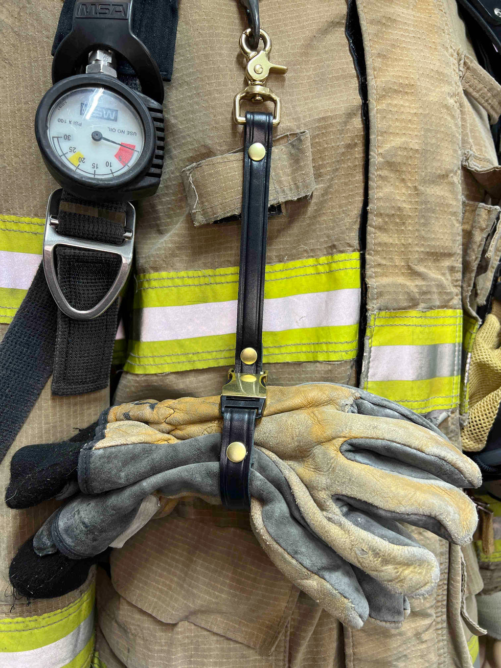 Deluxe Glove Strap w Quick Release