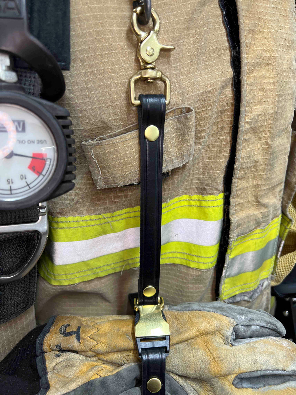 Deluxe Glove Strap w Quick Release